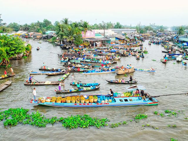 Chợ nổi Cà Mau