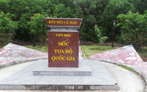 Mốc tọa độ trên đất Mũi xác định điểm cực Nam của Tổ quốc