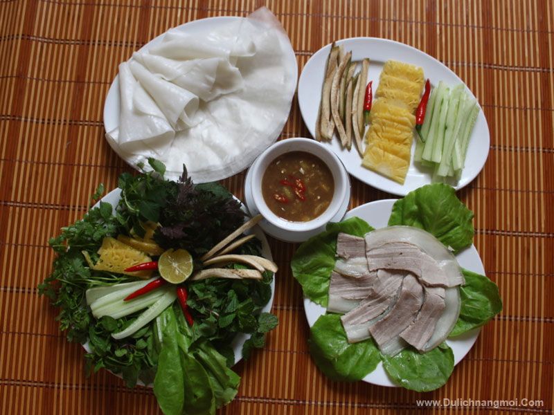 Thưởng thức bánh tráng thịt heo Đà Nẵng