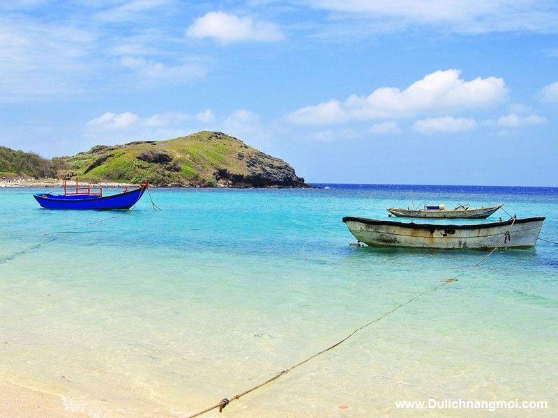 Một góc Hòn Tranh - Đảo Phú Quý