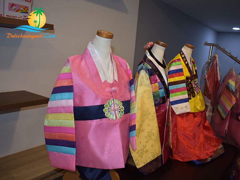 Trang phục truyền thống của người dân Hàn