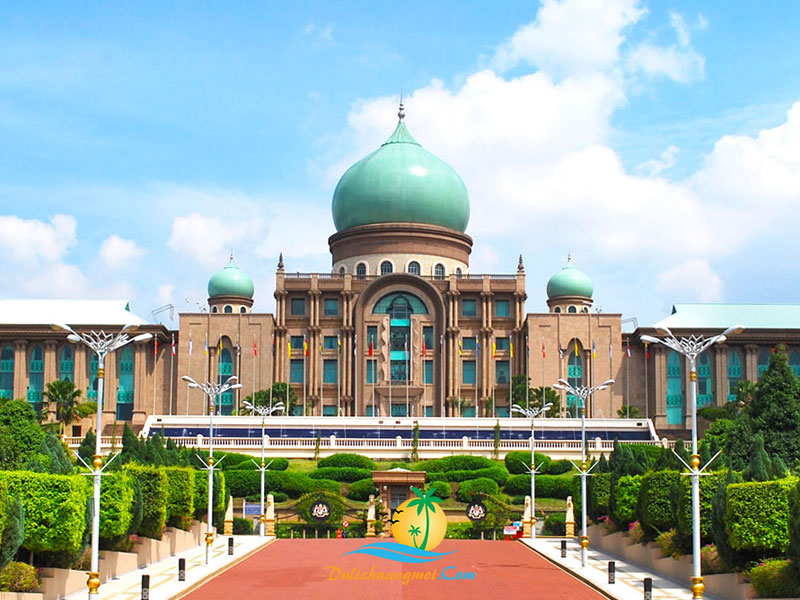 Kiến trúc một Đền thờ Hồi Giáo tại thành phố Putrajaya - Malaysia