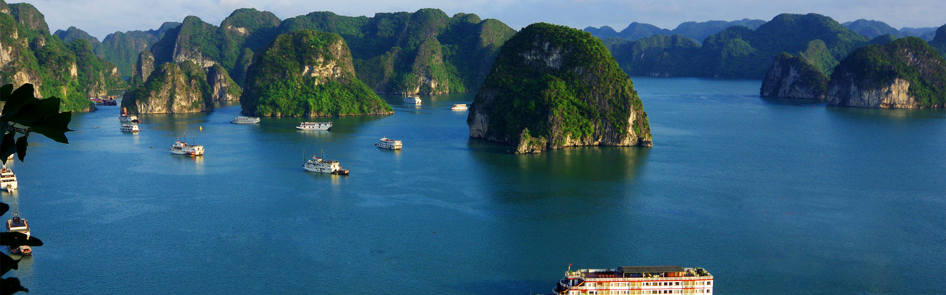 Tour du thuyền Hạ Long tàu 3 sao Hương Hải Junks 2 ngày 1 đêm giá rẻ