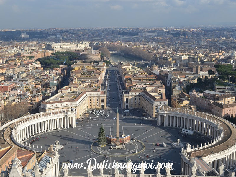 Thủ phủ Vatican nhìn từ trên cao