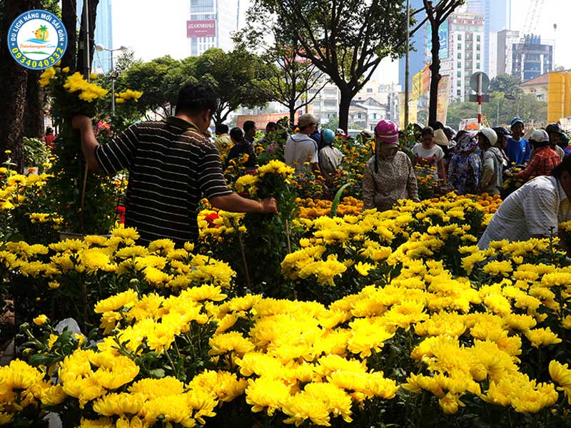 Quang cảnh chợ Hoa tại Sài Gòn