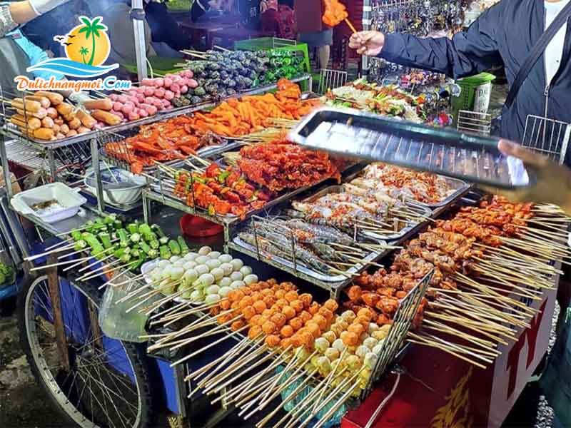 Chợ Đà Lạt- Thiên đường cho những tín đồ ăn vặt