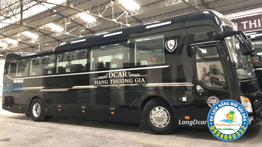 Cho thuê xe 19 chỗ Limousine tại Quận 4