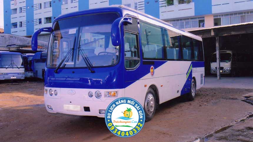 Cho thuê xe 35 chỗ tại Quận 3, TPHCM