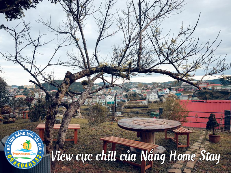 Buổi sáng tràn ngập nắng hồng tại home stay