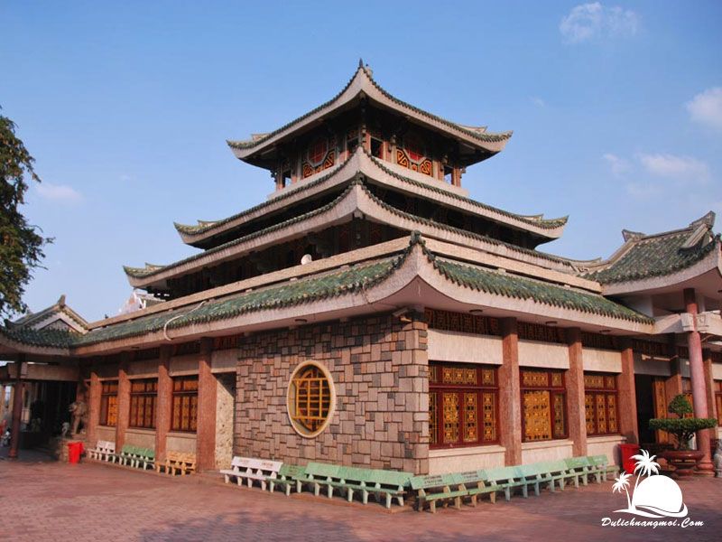 Miếu Bà Chúa Xứ Núi Sam