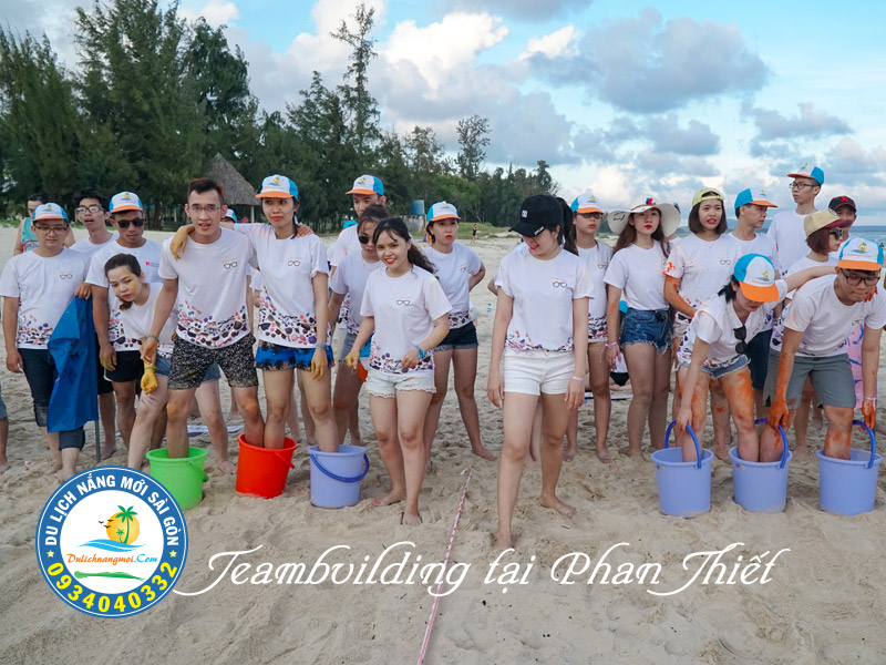 Teambuilding khách đoàn Phan Thiết