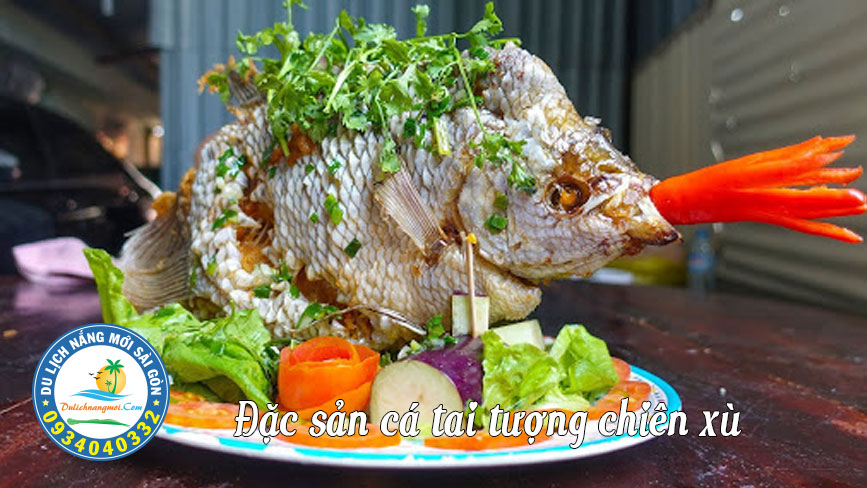 Đặc sản cá tai tượng chiên xù Bến Tre