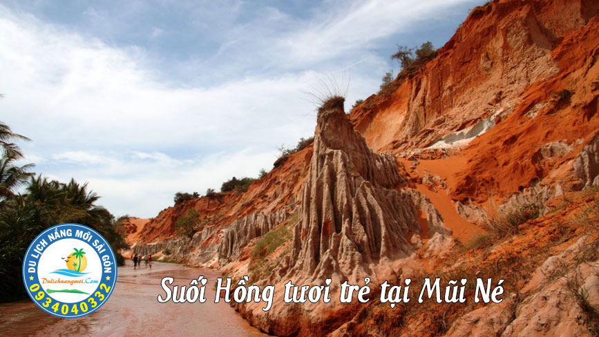 Suối Hồng điểm du lịch hút khách