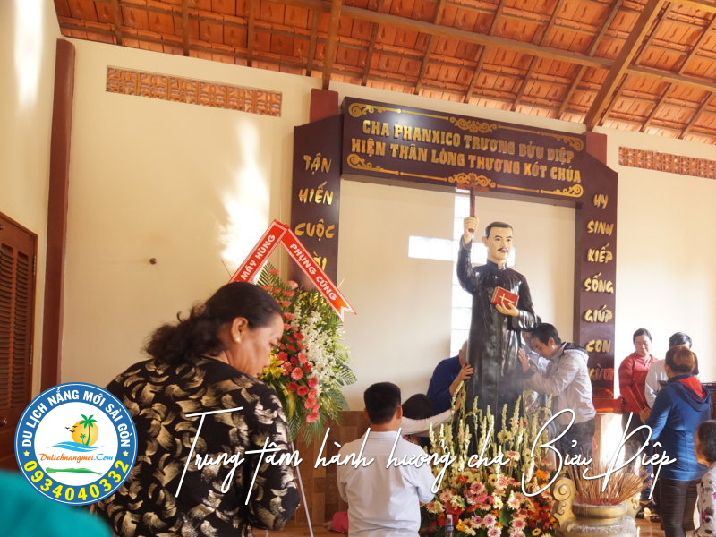 Hành hương nhà thờ cha Diệp